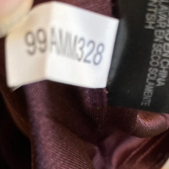 Antonio Melani Shift Dress Burgundy Sz 4 w/Lace Details Bell Sleeves Minimalist - Picture 13 of 13